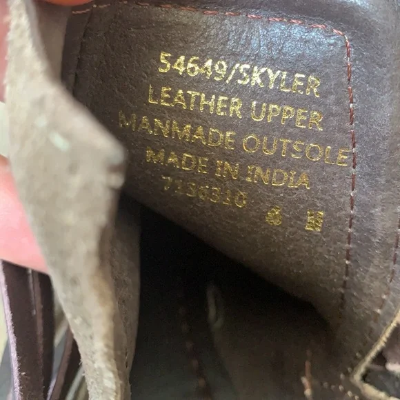 Diba Skyler Split Bootie Slip On Style Leather Suede Taupe & Dark Brown Size 6 - Picture 7 of 12